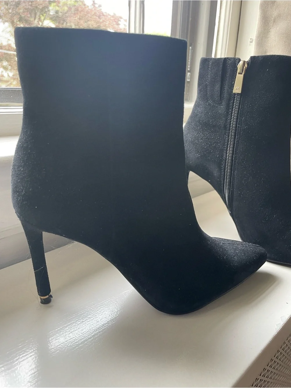 Kenneth Cole black suede